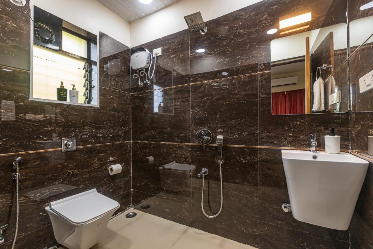 Saffronstays Riverfront Manor, 5-Bdr Pool Villa By Pej River 卡尔贾特 外观 照片