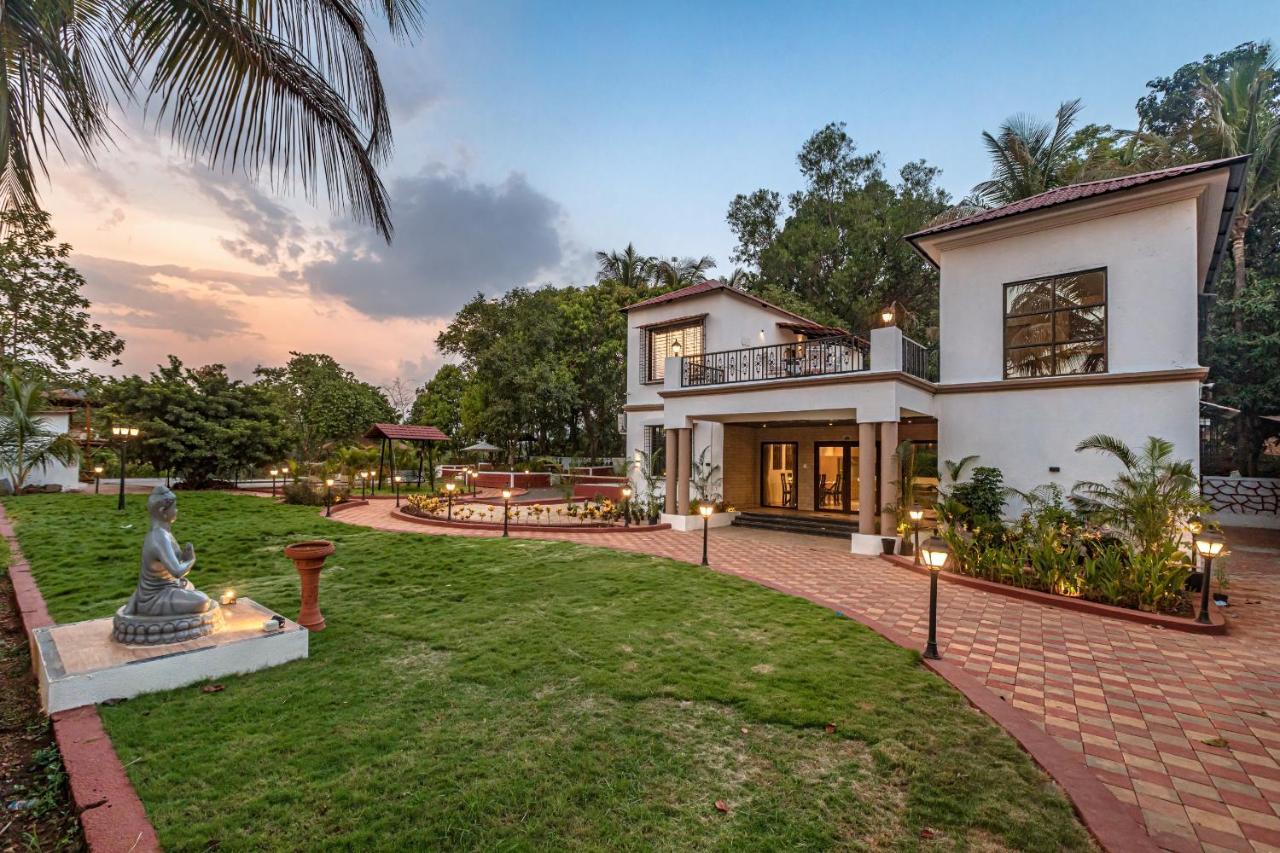 Saffronstays Riverfront Manor, 5-Bdr Pool Villa By Pej River 卡尔贾特 外观 照片