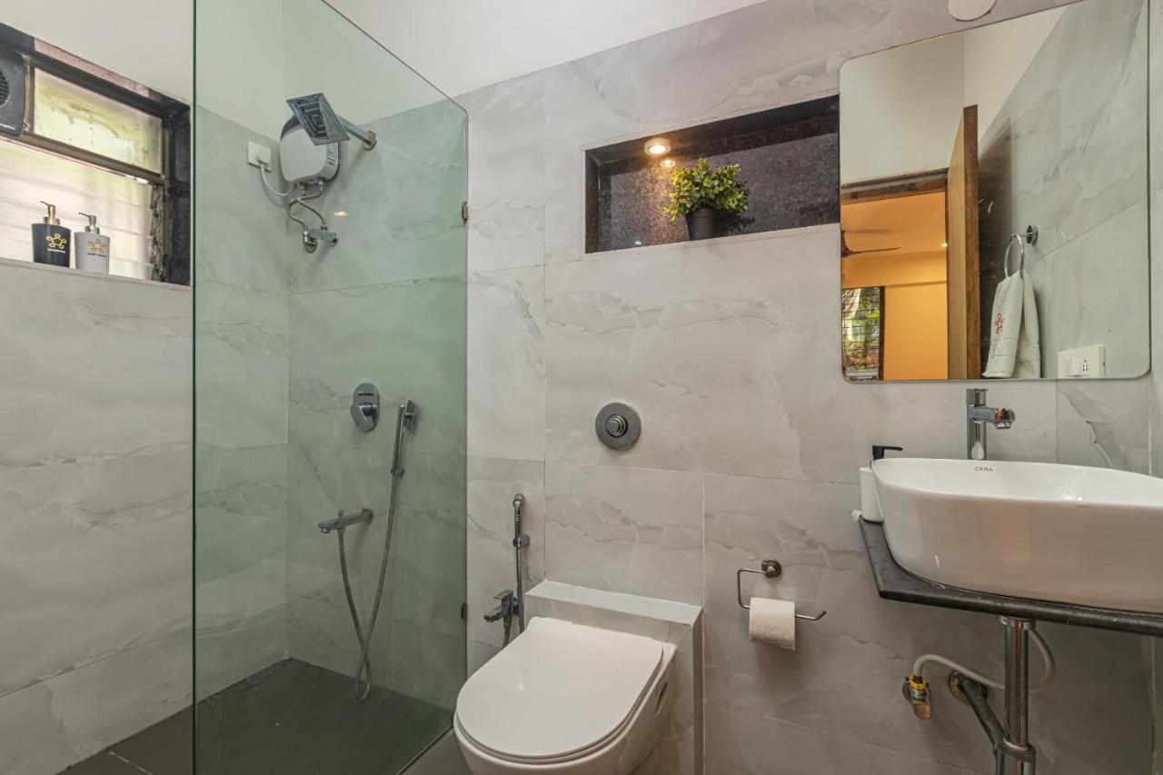 Saffronstays Riverfront Manor, 5-Bdr Pool Villa By Pej River 卡尔贾特 外观 照片