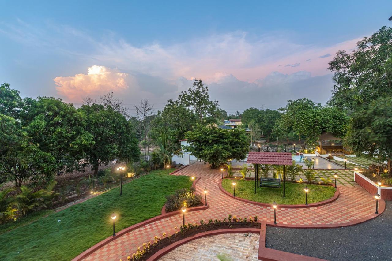 Saffronstays Riverfront Manor, 5-Bdr Pool Villa By Pej River 卡尔贾特 外观 照片