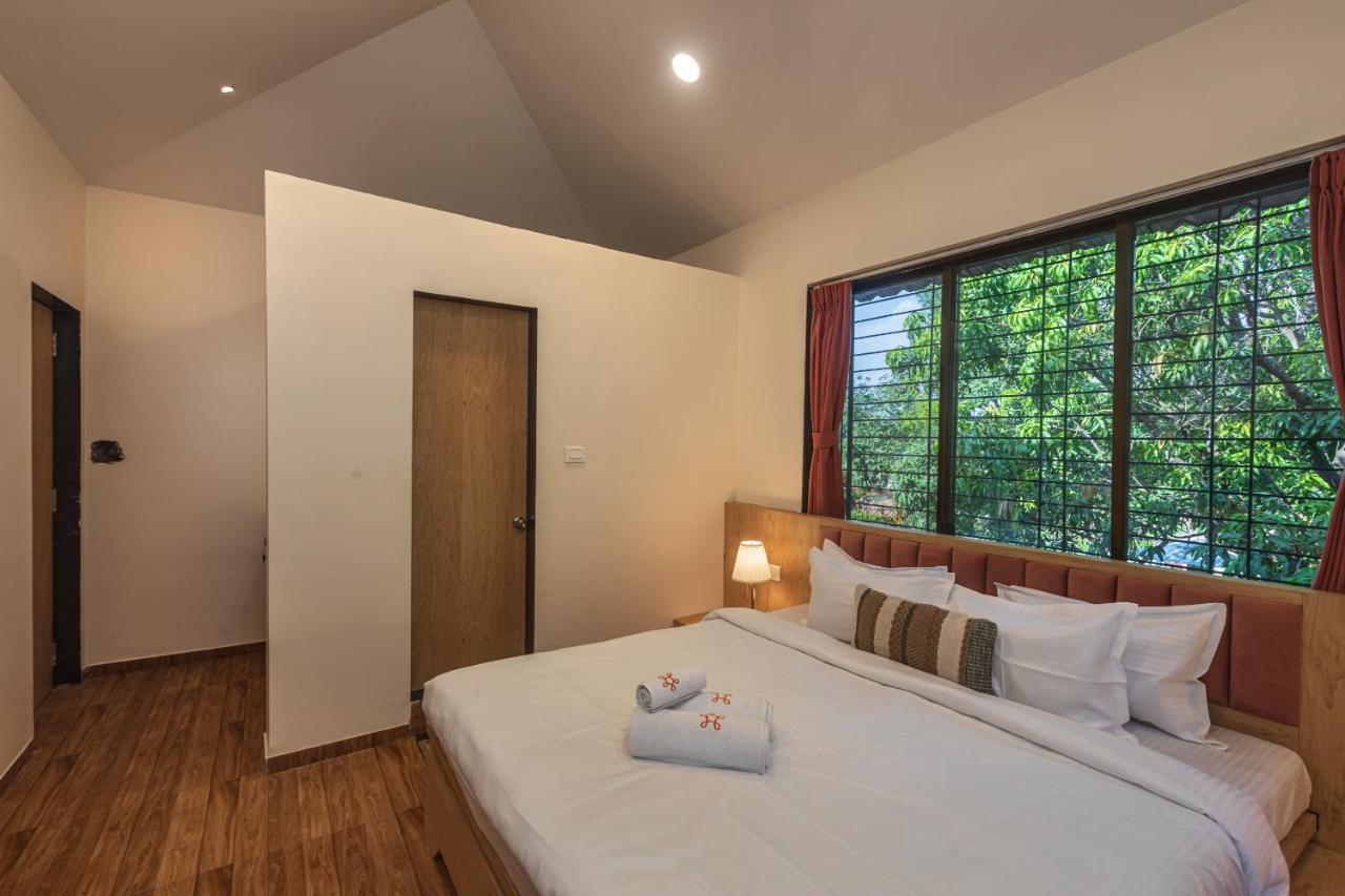 Saffronstays Riverfront Manor, 5-Bdr Pool Villa By Pej River 卡尔贾特 外观 照片
