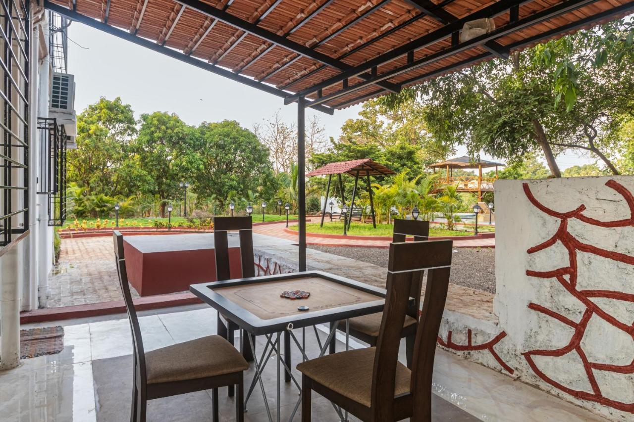 Saffronstays Riverfront Manor, 5-Bdr Pool Villa By Pej River 卡尔贾特 外观 照片