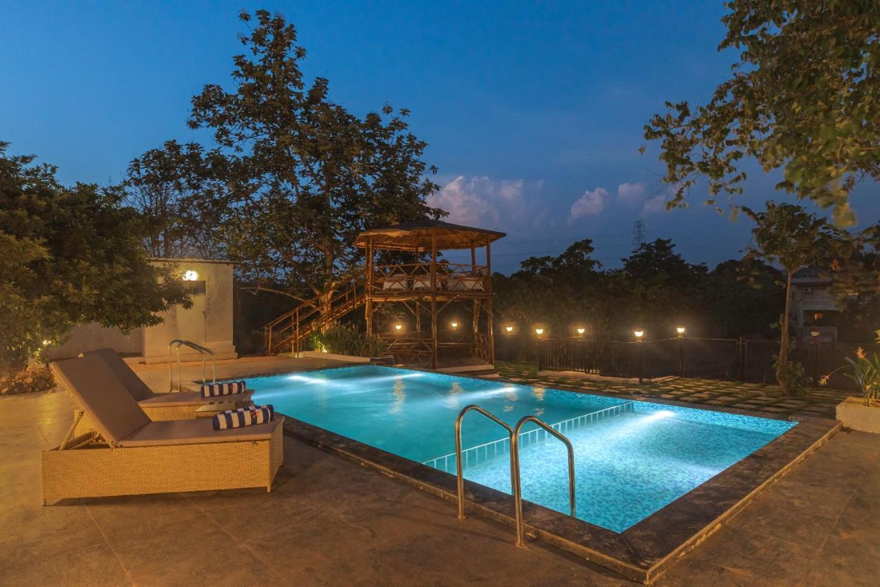 Saffronstays Riverfront Manor, 5-Bdr Pool Villa By Pej River 卡尔贾特 外观 照片